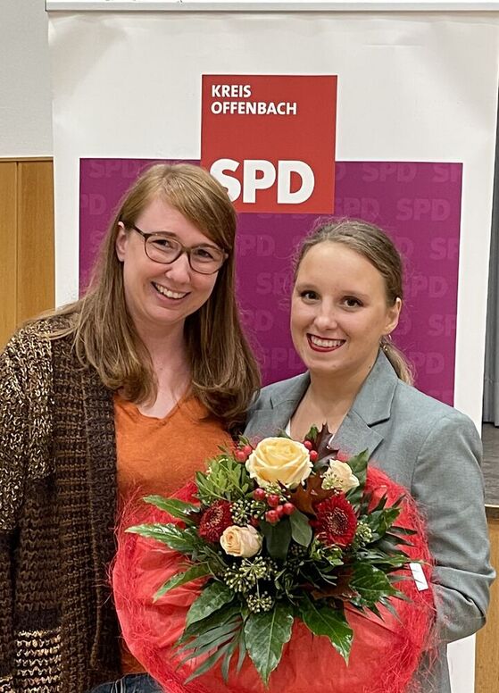 Die Ortsvereinsvorsitzende Janika Martin (l.) mit der Landtagswahlkandidatin Ann-Sophie von Wirth (r.)